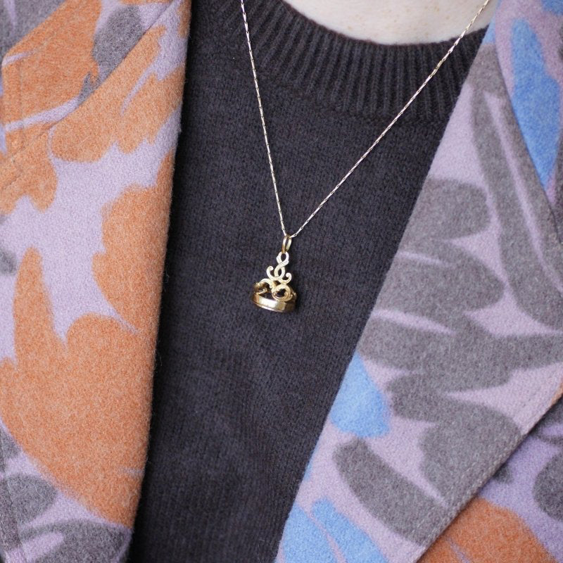 Pendentif Sceau Améthyste Intaille Armoirie Ecclésiastique sur Or Jaune - Castafiore