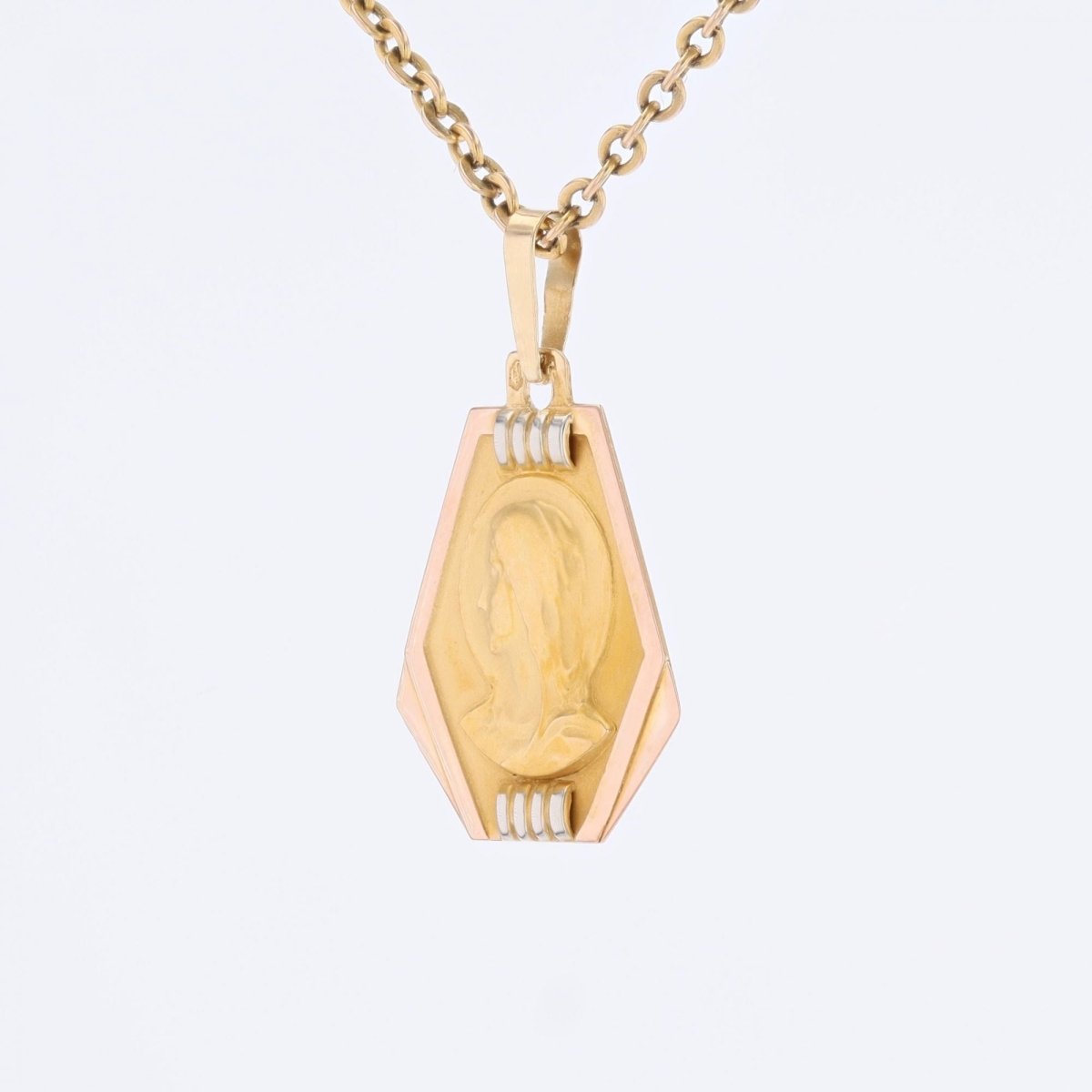 Pendentif Vierge tricolore en or jaune, or rose et or blanc - Castafiore