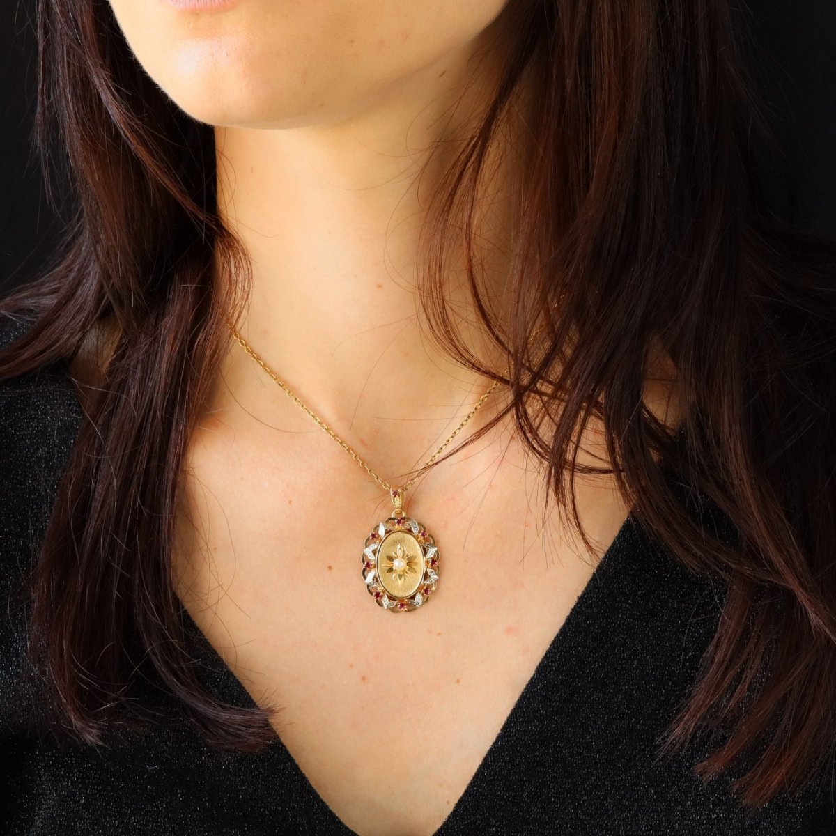 Pendentif vintage en or jaune et blanc perle de culture et rubis de synthèse - Castafiore