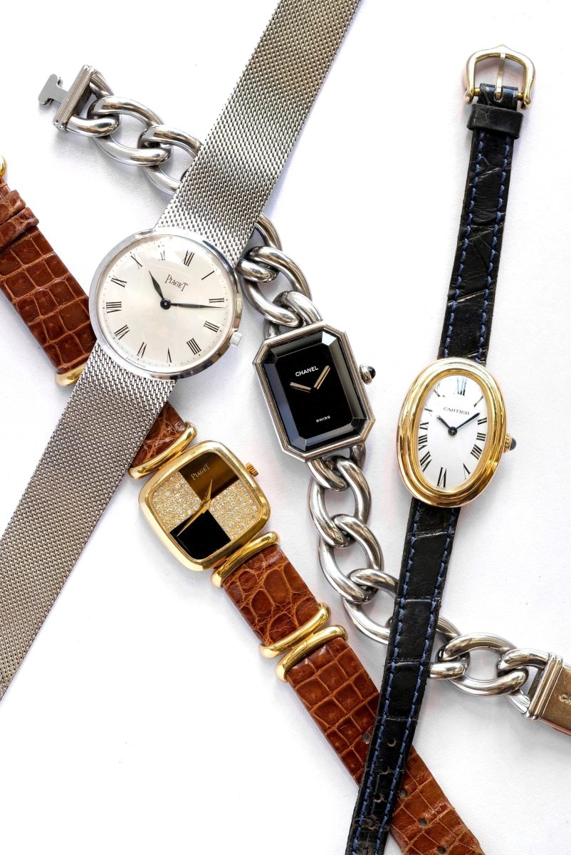 Piaget réf. 0902 Or Blanc Mécanique - v. 1970 (papier et pochette) - Castafiore