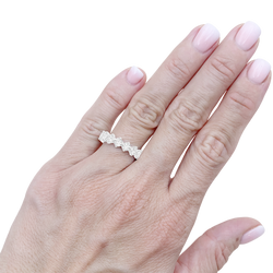 Alliance platine, diamants taille brillant, 2.4 carats.