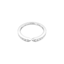 Bague alliance Chaumet, "Triomphe de Chaumet", platine et diamants.