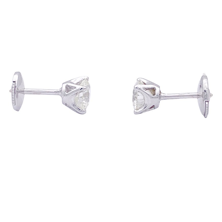 Puces d'oreilles en or blanc et diamants. - Castafiore