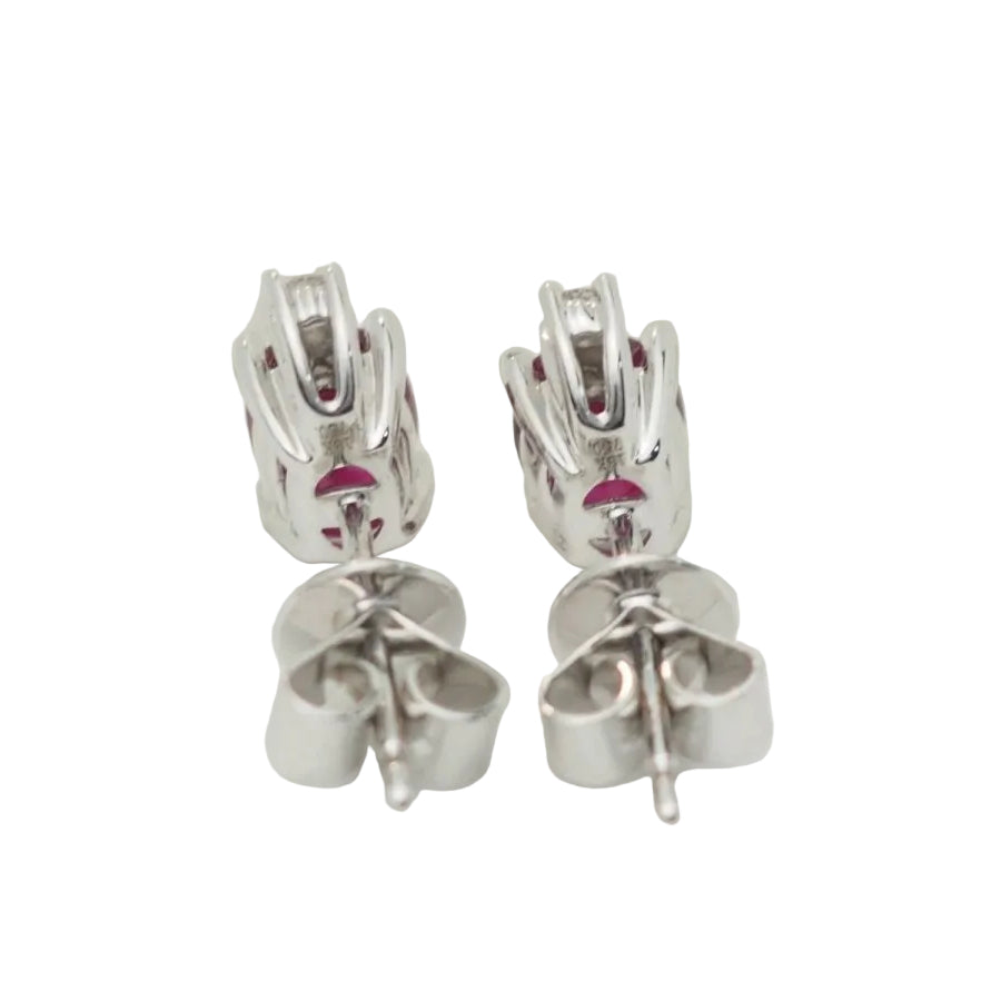 Puces d'oreilles en or blanc, rubis 2.20cts et diamants - Castafiore