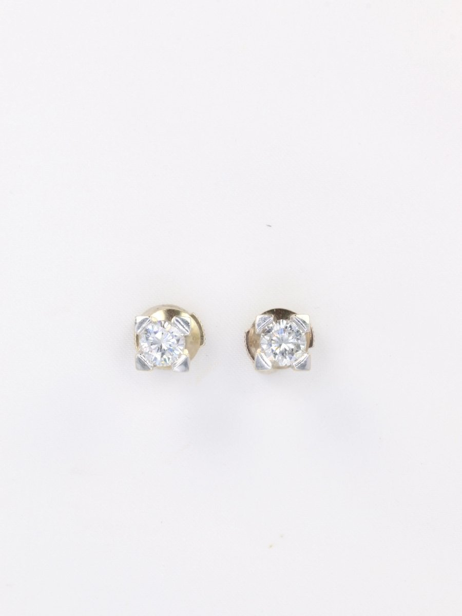 Puces d’oreilles vintage en or blanc et diamants ronds 1,1 carats - Castafiore