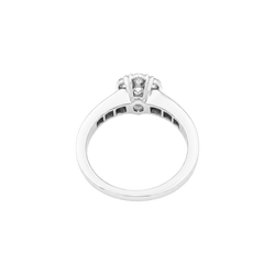 Bague Van Cleef & Arpels, "Fleurette", or blanc et diamants.