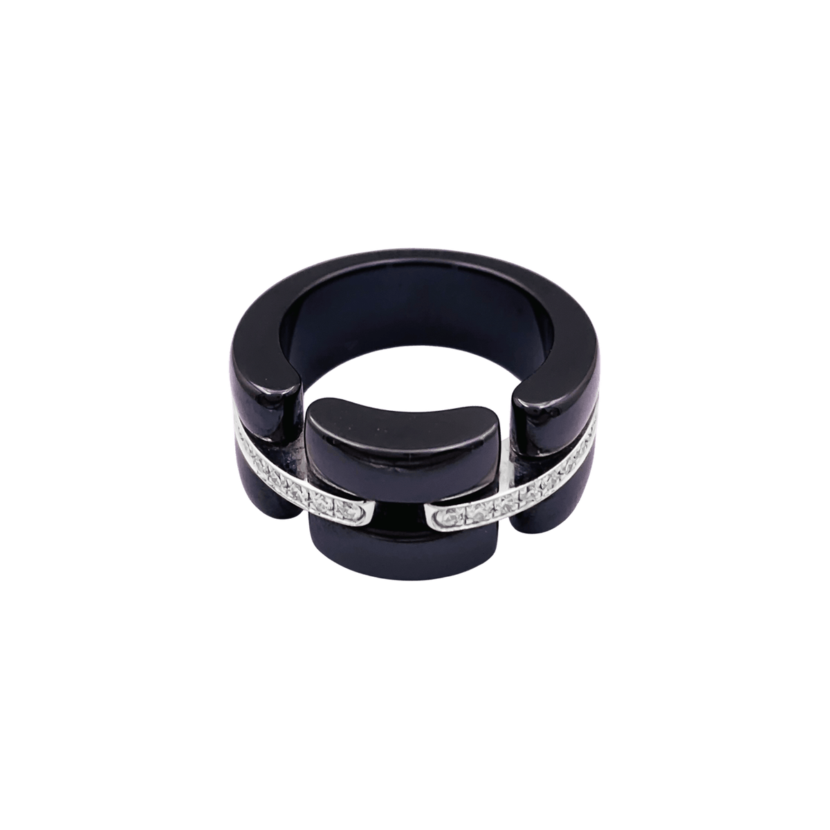 Bague Chanel, "Ultra", or blanc, céramique noire, diamants.