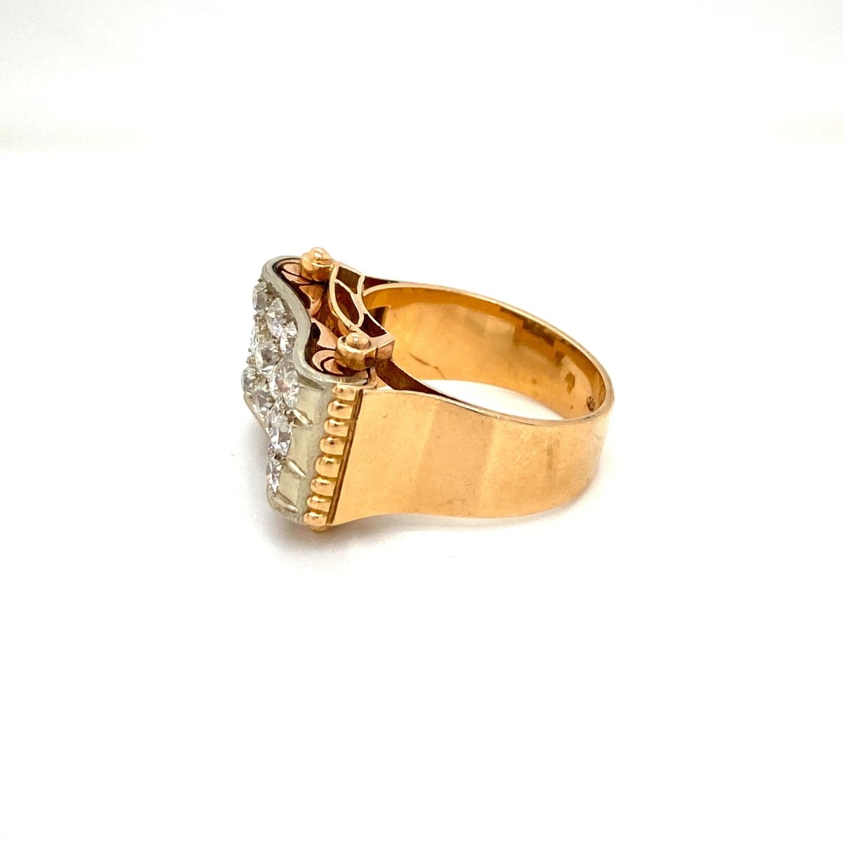 Retro 3,30 Carat Diamond Gold Cocktail Ring - Castafiore