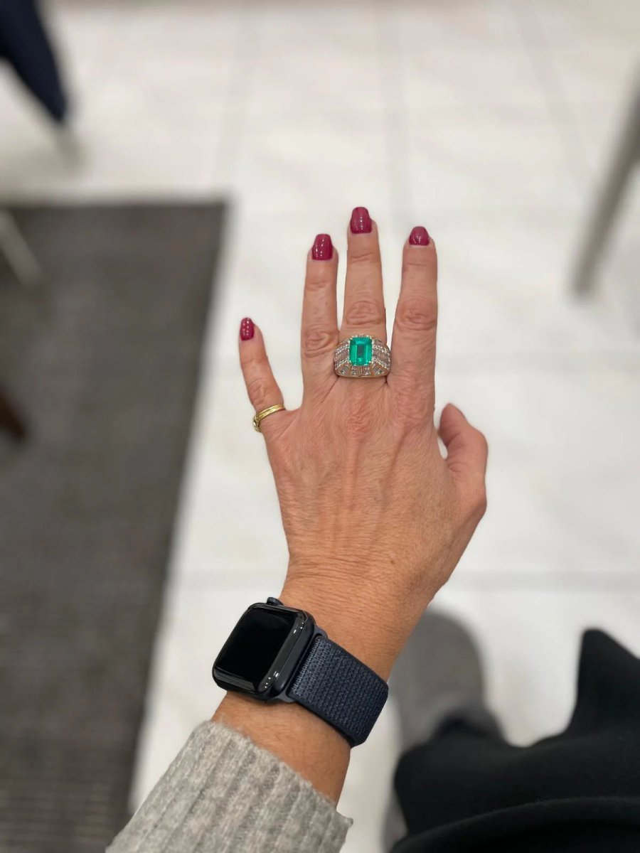 Retro Certified Colombian Emerald Diamond Cocktail Gold Ring - Castafiore