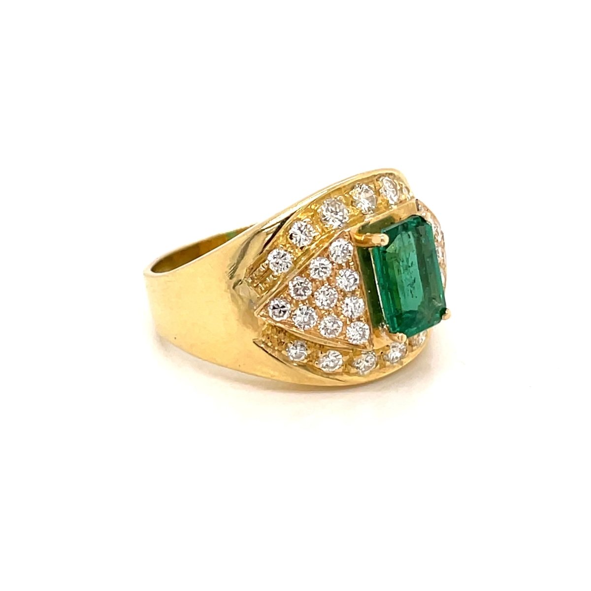 Retro Colombian Emerald Diamond Cocktail Ring - Castafiore