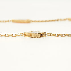 Sautoir Van Cleef & Arpels Lucky Alhambra 12 motifs en or jaune VCARD80100 - Castafiore