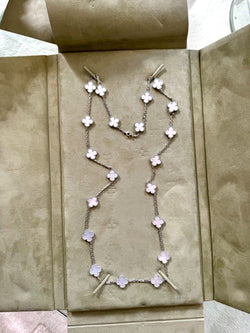 Sautoir Van Cleef et Arpels Alhambra or blanc 750 et nacre