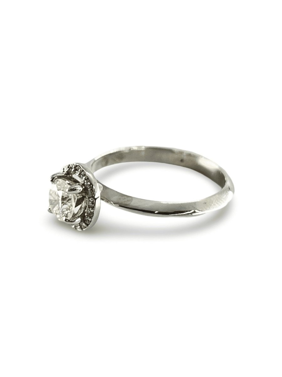 Solitaire bague or blanc et diamants 0,59 ct - Castafiore
