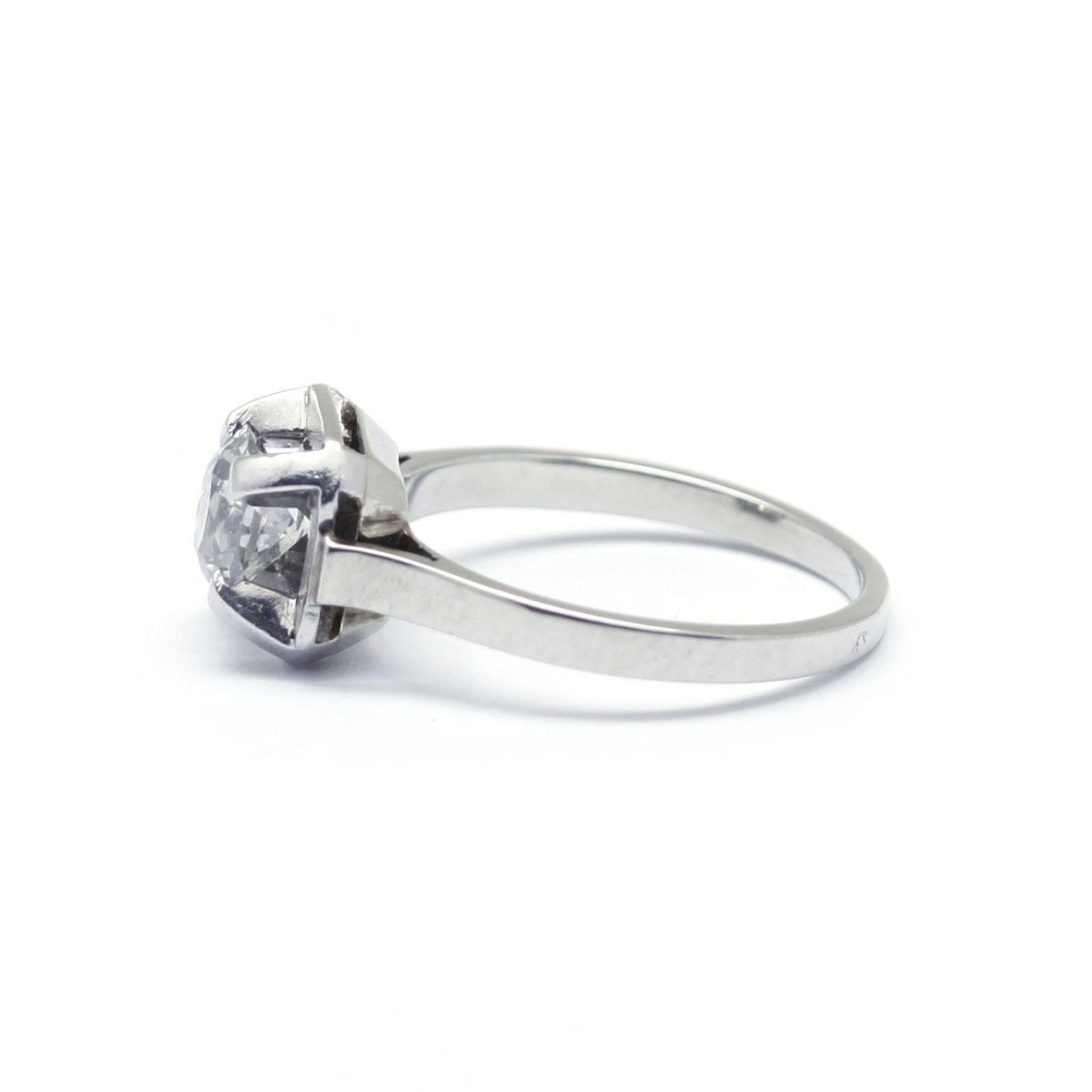 Solitaire - Diamant De 0,85 carat - Castafiore