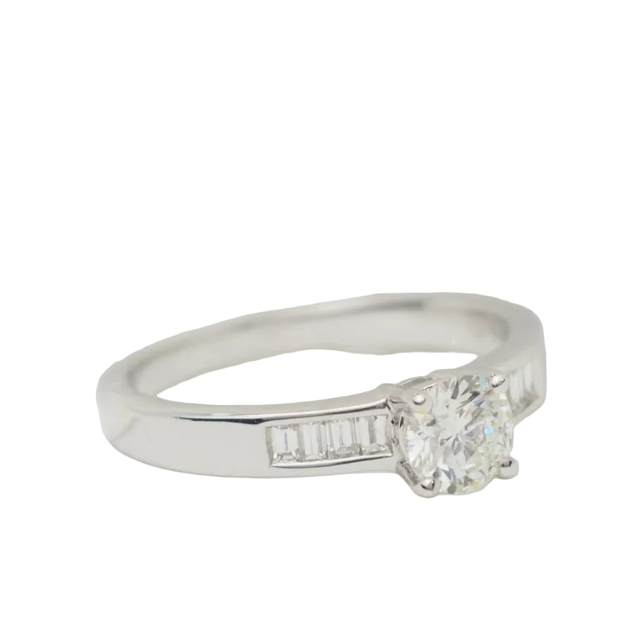 Solitaire en or blanc et diamant rond de 0,52 ct - Castafiore