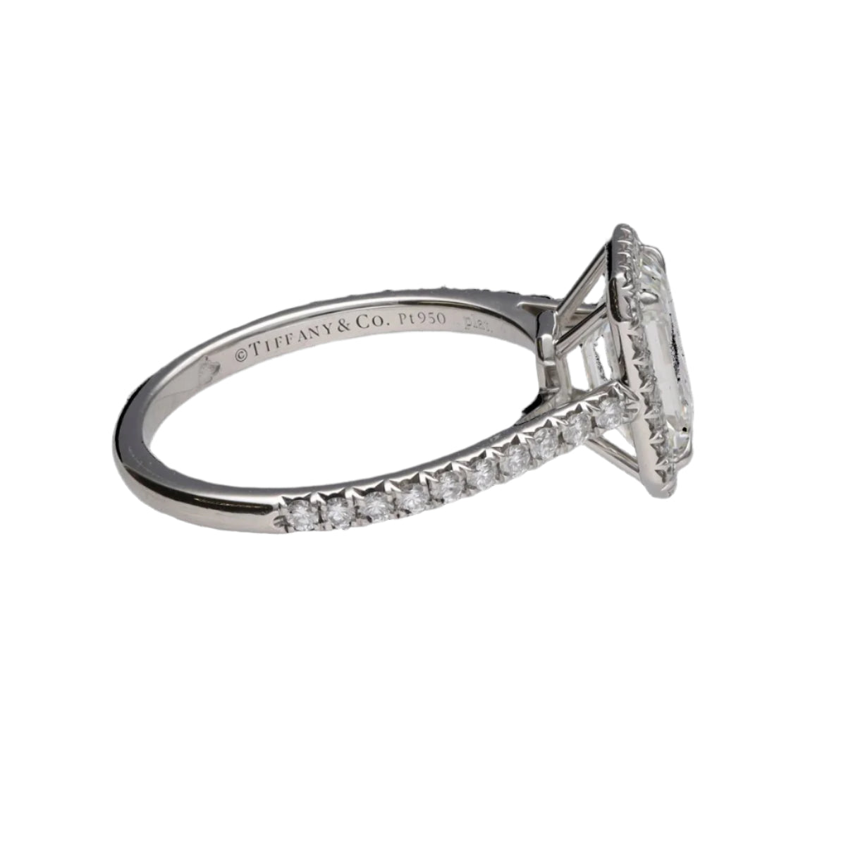 Solitaire Tiffany & Co "Soleste Halo" en platine avec un diamant taille émeraude de 1,59 Cts (H - VVS1). Taille 50. - Castafiore