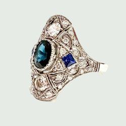 SORTIJA de PLATINO ESTILO ART DECO con ZAFIRO y DIAMANTES - Castafiore