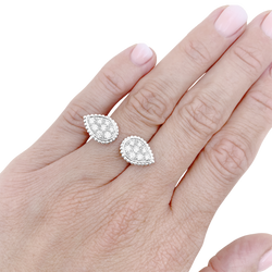 Bague Boucheron, "Serpent Bohème Motif S", or blanc, diamants.