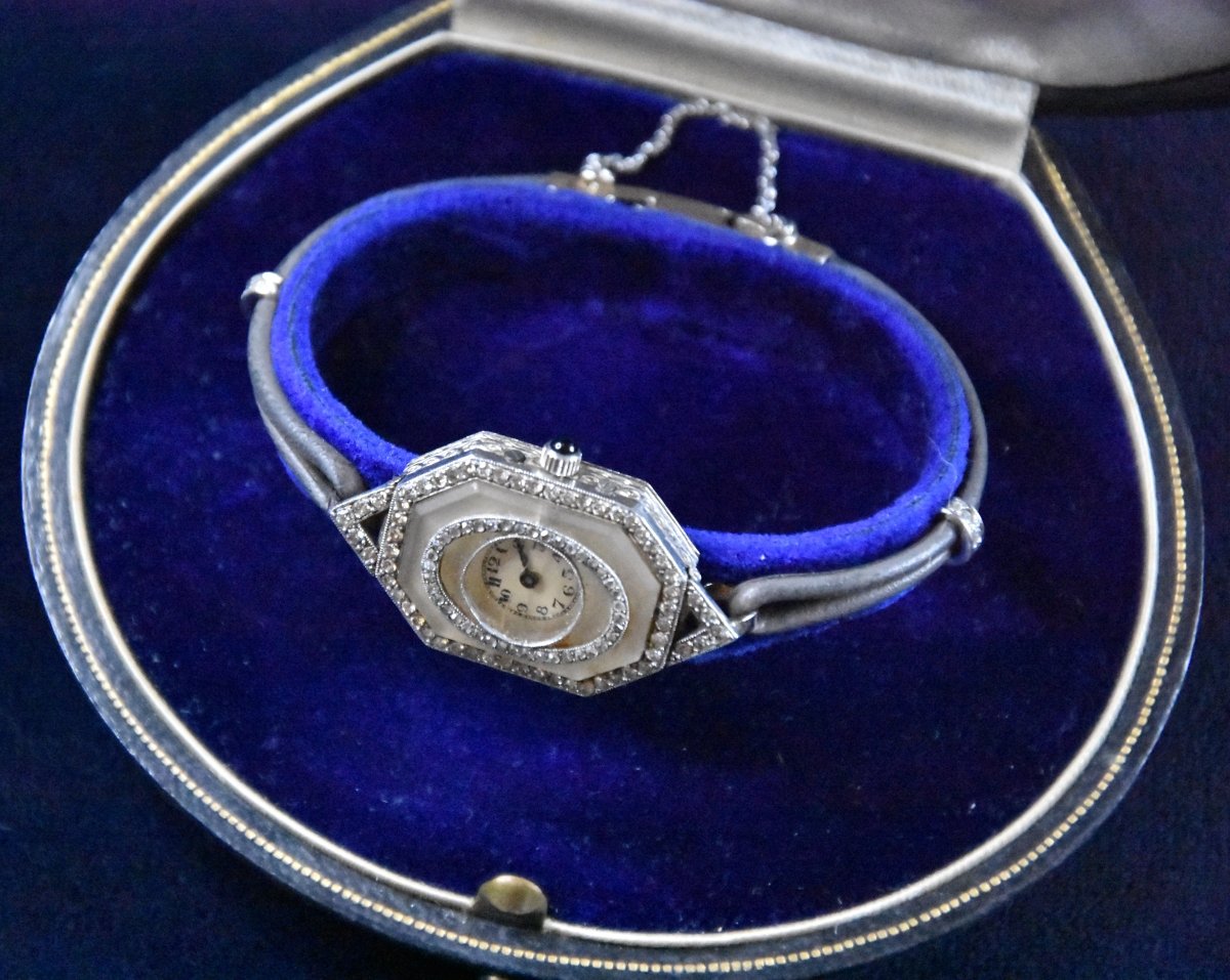 Vacheron Constantin exceptionnelle Période art - déco 1920 - 1925, platine (950), or blanc 18 carats et diamants - Castafiore
