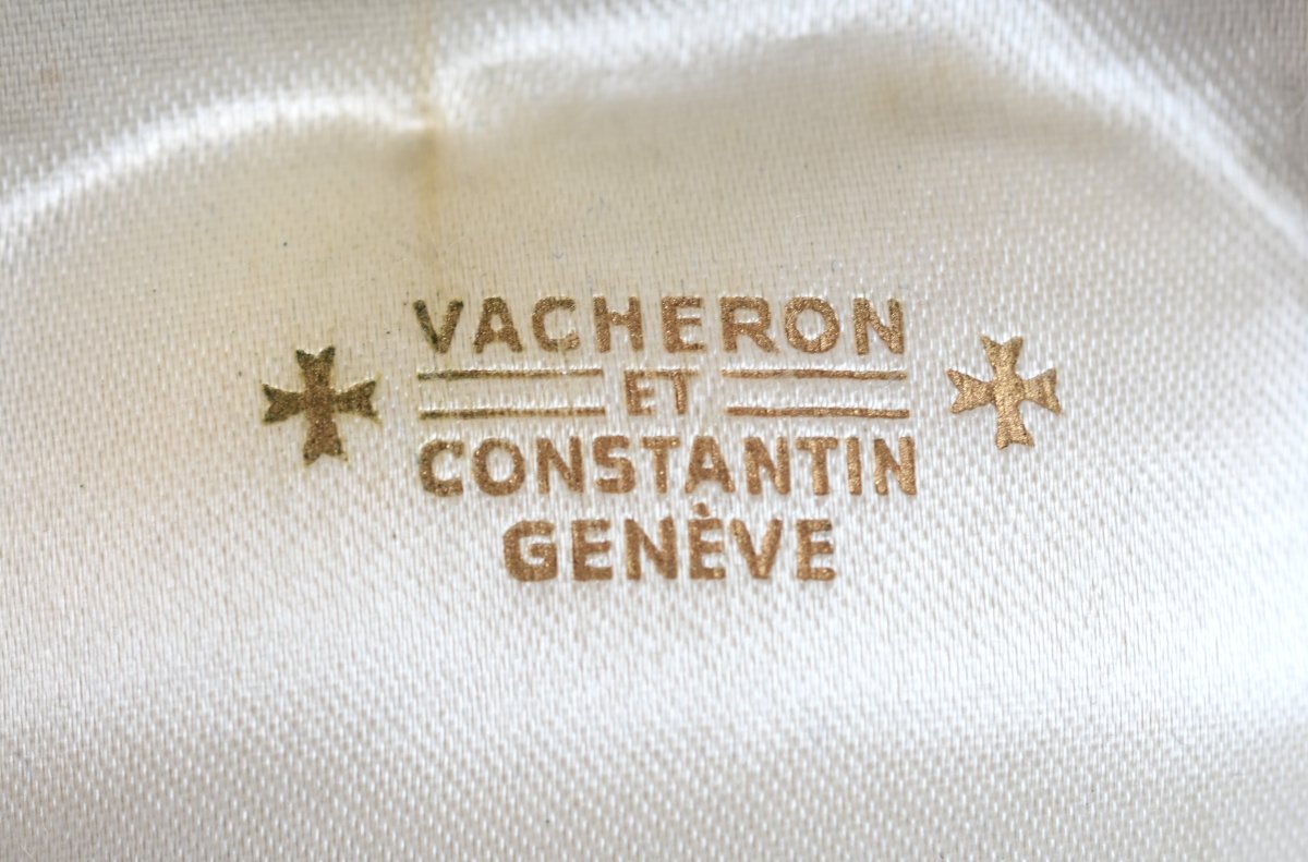 Vacheron Constantin exceptionnelle Période art - déco 1920 - 1925, platine (950), or blanc 18 carats et diamants - Castafiore