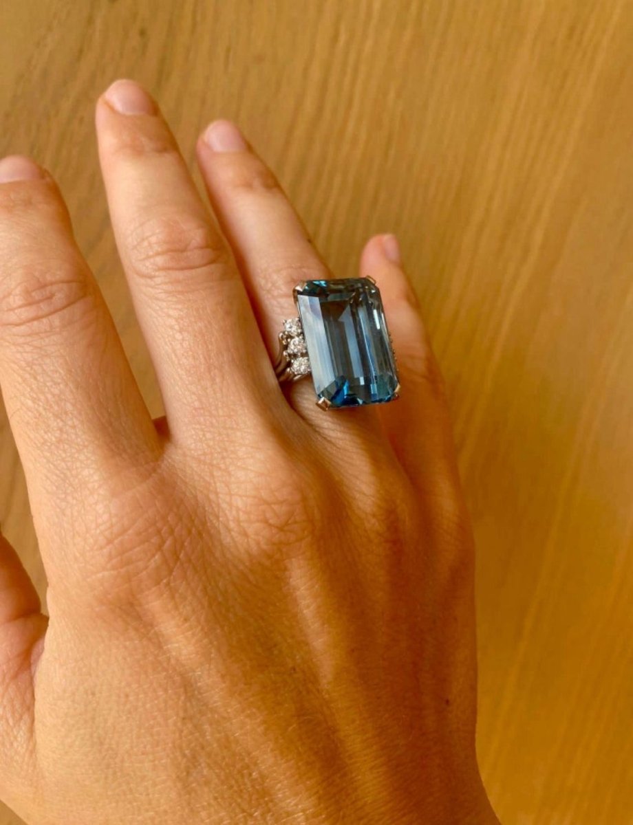 Vintage 25 Carat Santa Maria Aquamarine Diamond Gold Ring - Castafiore