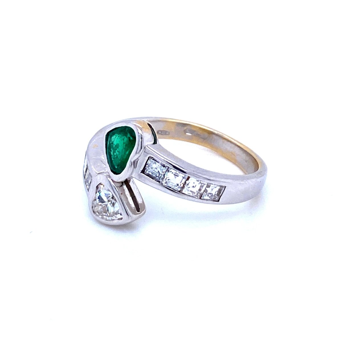 Vintage Hearts Emerald Diamond Vous et Moi Gold Ring - Castafiore