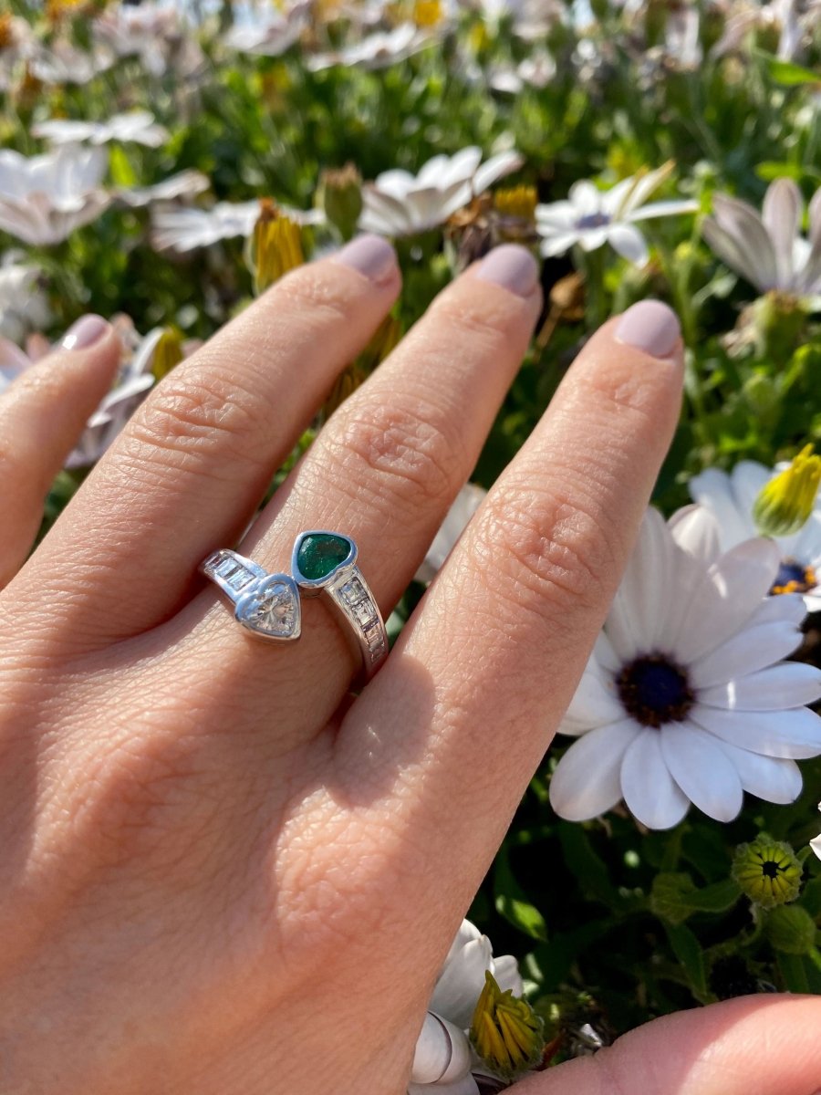 Vintage Hearts Emerald Diamond Vous et Moi Gold Ring - Castafiore