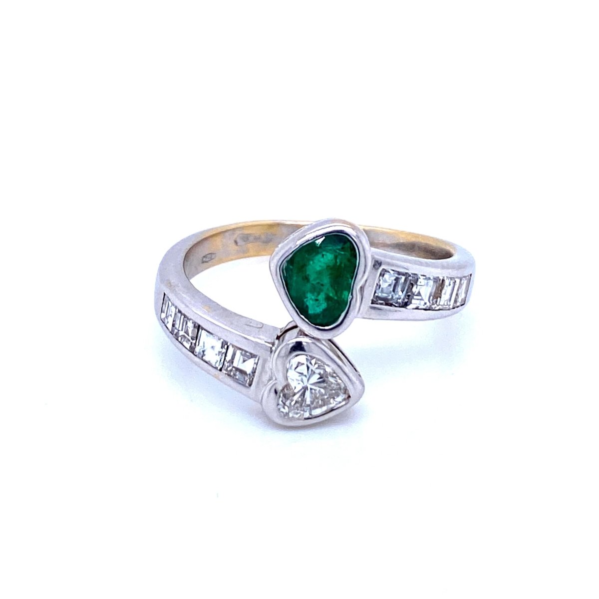 Vintage Hearts Emerald Diamond Vous et Moi Gold Ring - Castafiore