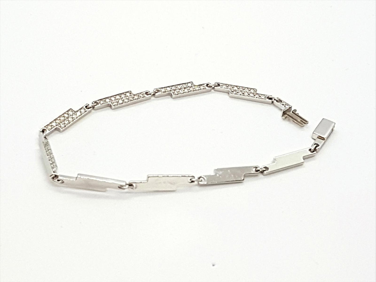 DINH VAN “Seventies” bracelet, in white gold set with diamonds