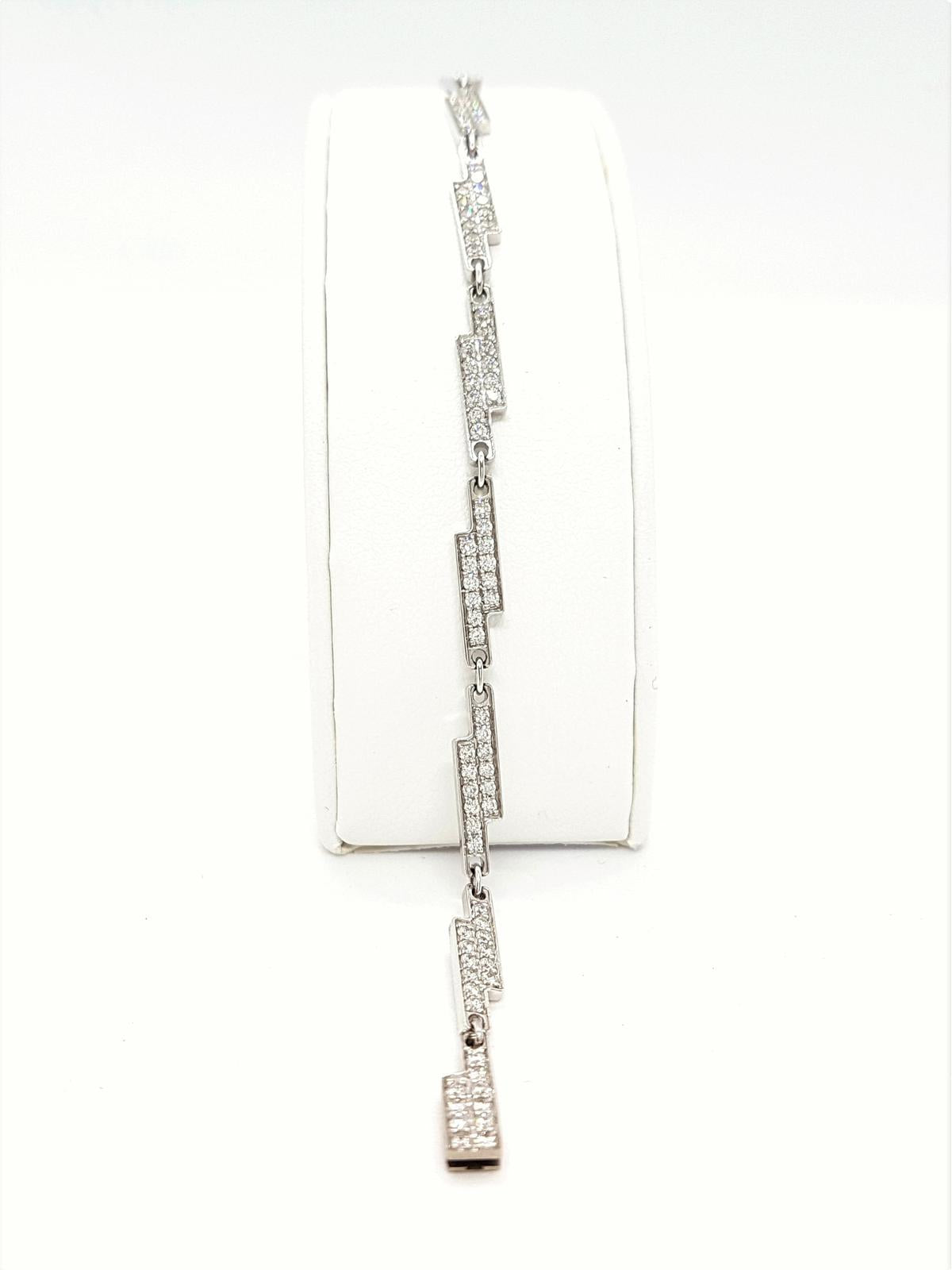 DINH VAN “Seventies” bracelet, in white gold set with diamonds