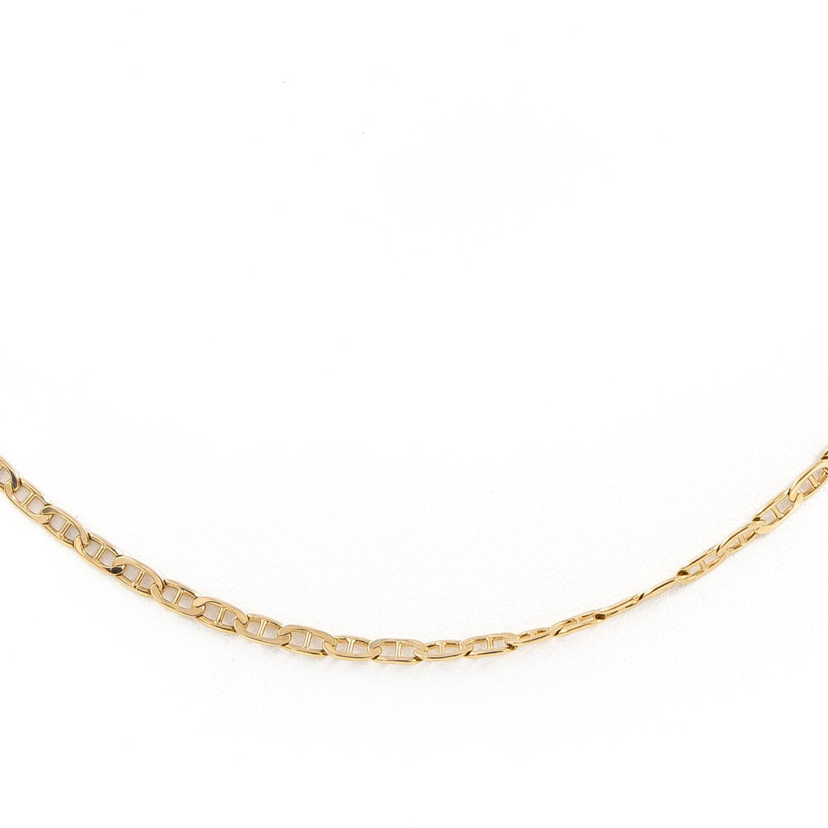 Navy mesh chain necklace in yellow gold