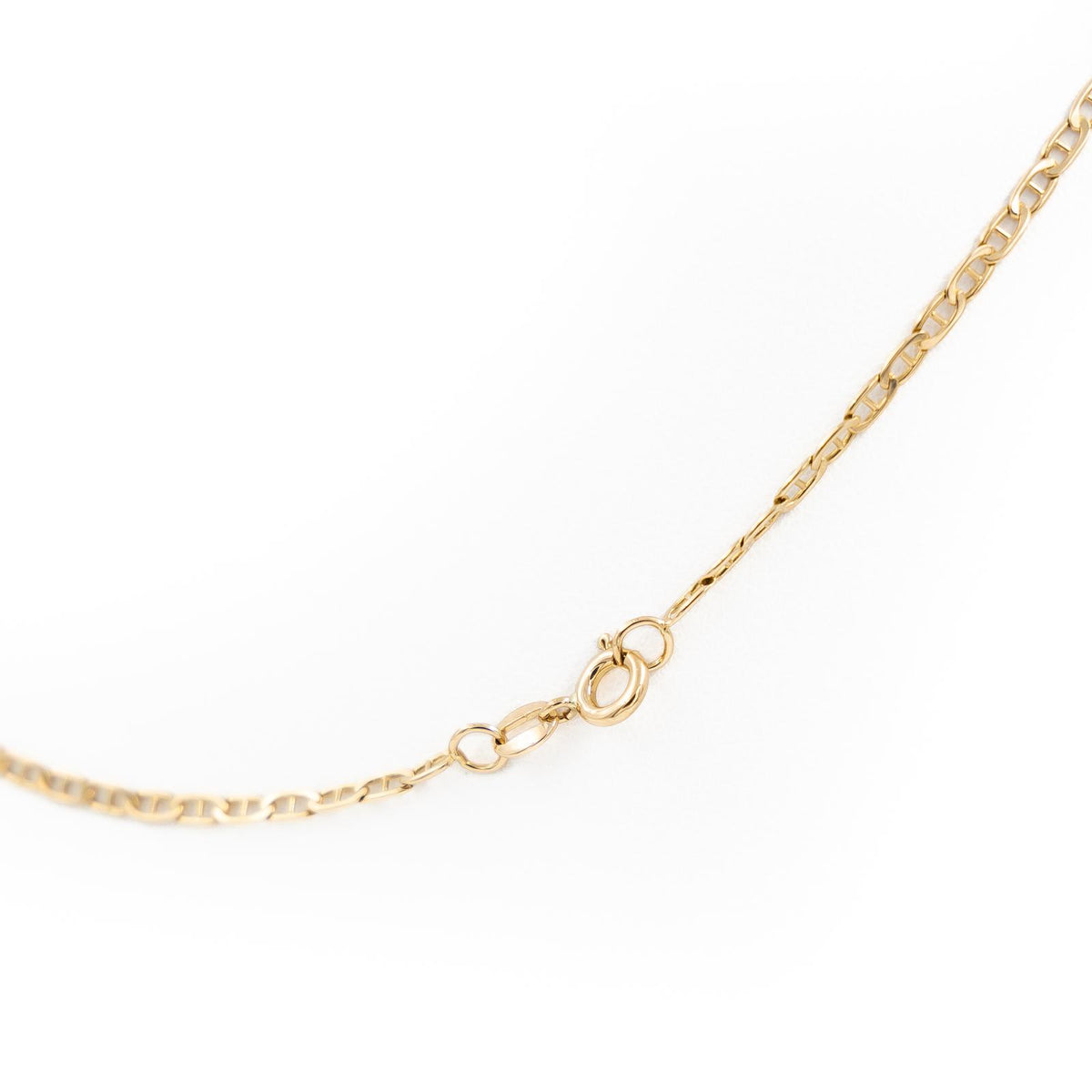 Navy mesh chain necklace in yellow gold