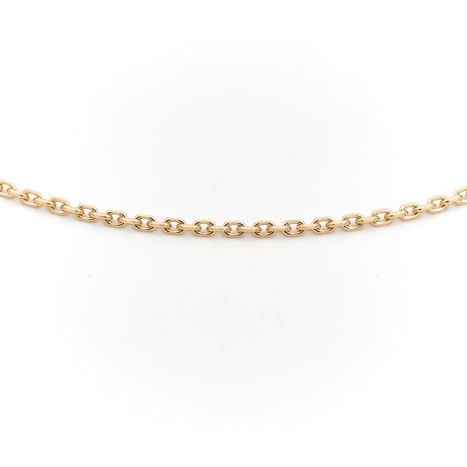 Cable link chain necklace in yellow gold