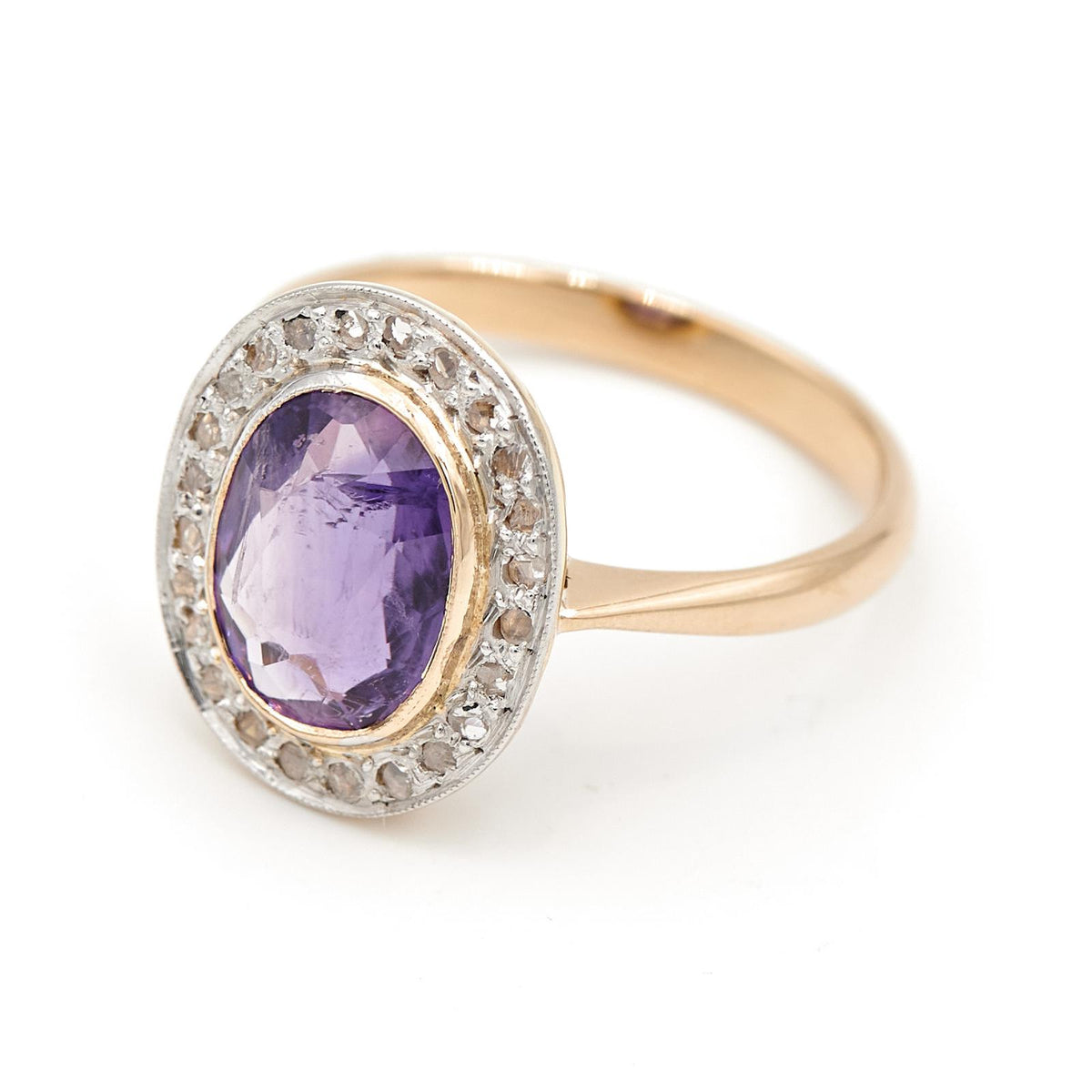 Pompadour ring White gold Amethyst