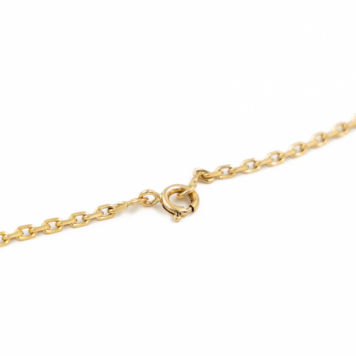 Cable link chain necklace in yellow gold