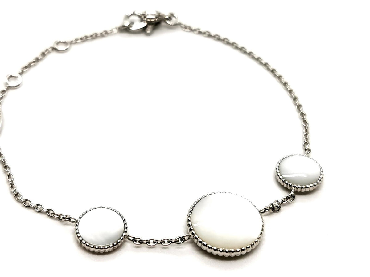 DIOR “Rose des vents” bracelet, white gold, mother-of-pearl and diamond