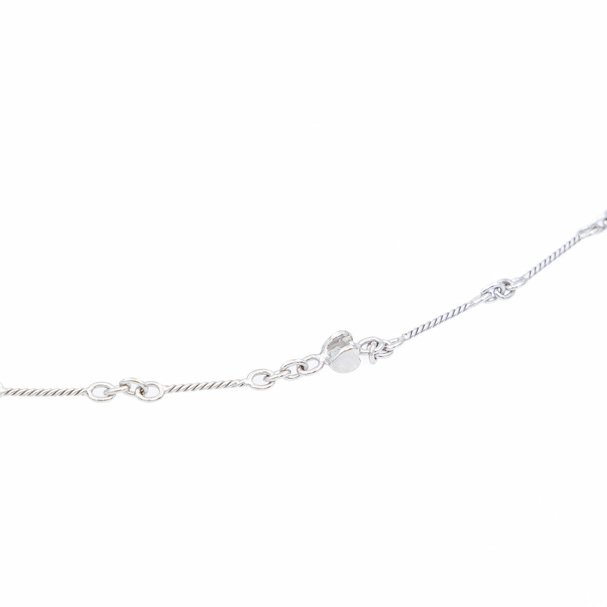 Maille necklace in white gold