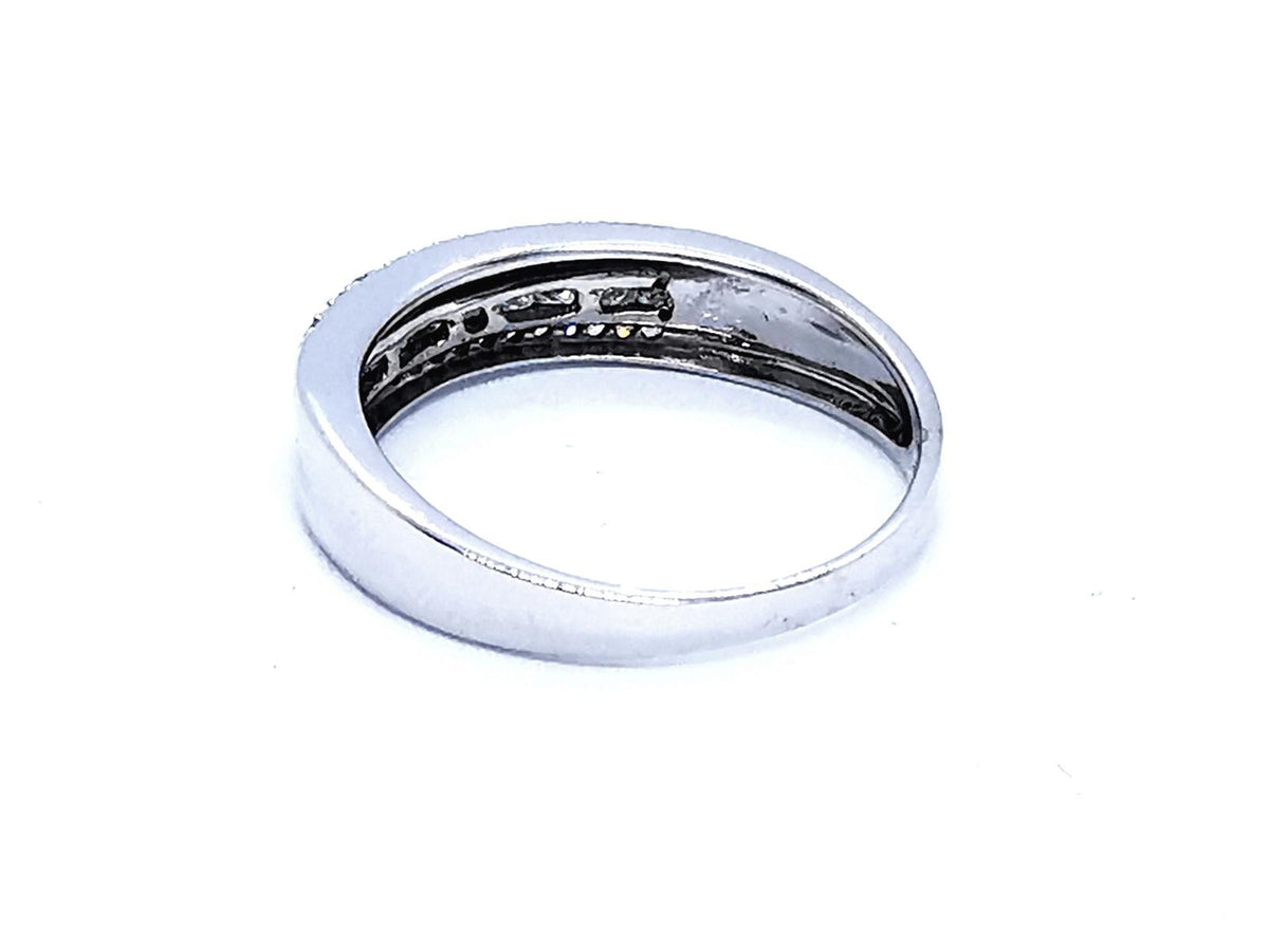 White Gold Diamond Ring