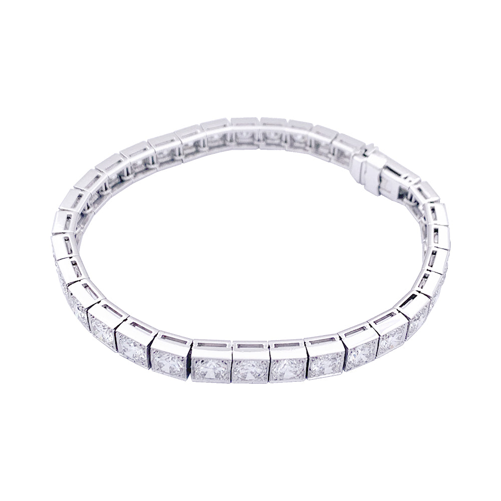 Bracelet Ligne in white gold, Platinum and Diamonds