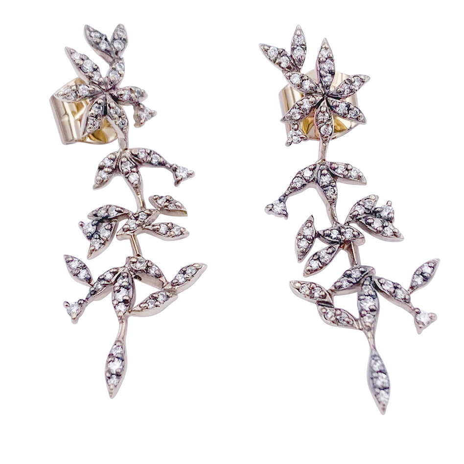 H.Stern earrings, “Nature”, gold, diamonds.