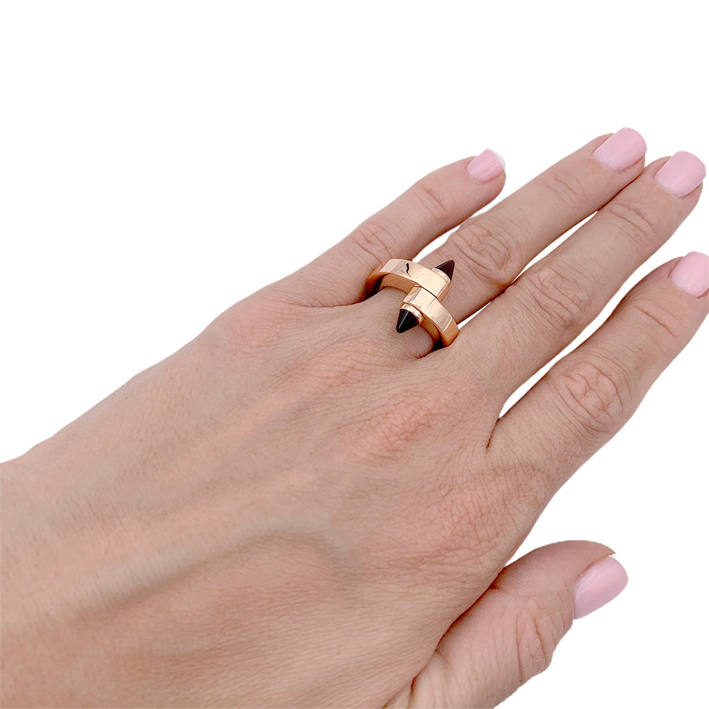CARTIER “Menottes” ring in pink gold, rhodolite garnets