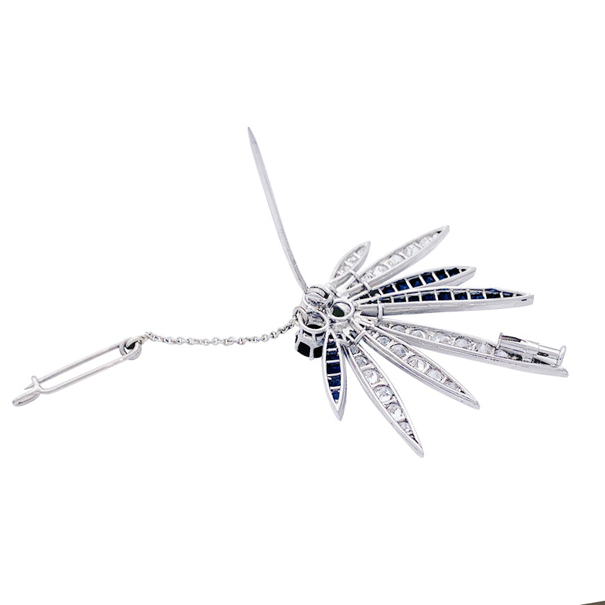 Platinum brooch set with diamonds and sapphires, Circa 1925
