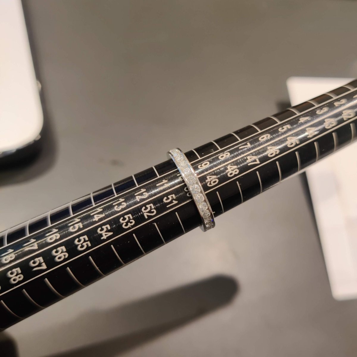 Alliance en platine et diamants - Castafiore