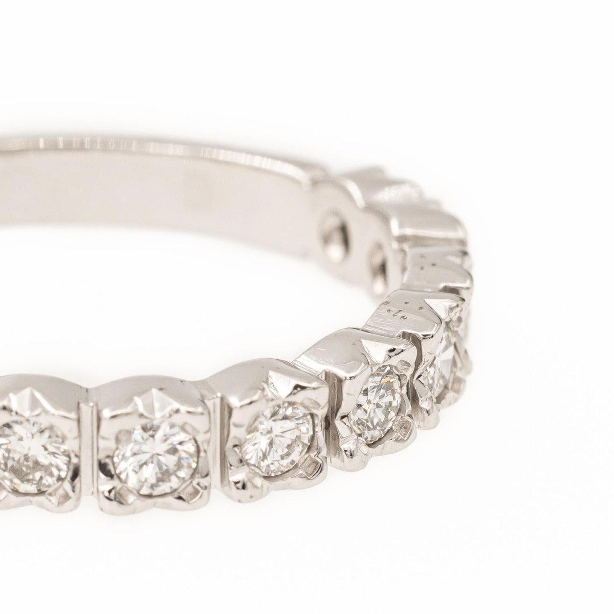 Bague Alliance en or blanc et diamants - Castafiore