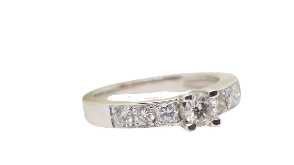 Bague Alliance en or blanc et diamants - Castafiore