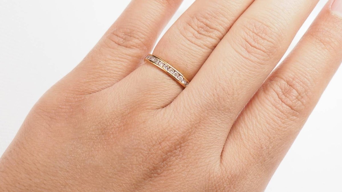 Bague Alliance en or jaune et diamants - Castafiore