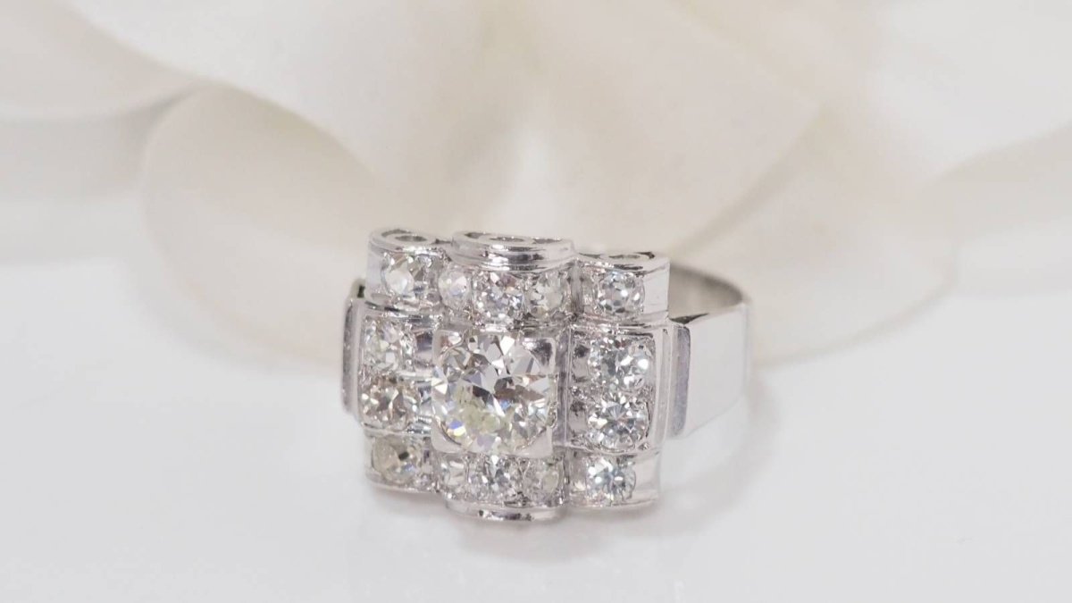 Bague ancienne en platine et diamants - Castafiore