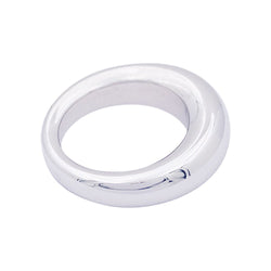 Bague Anneau CHAUMET en or blanc et diamants. - Castafiore