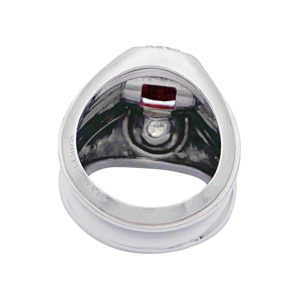 Bague Art Déco BOUCHERON en platine, rubis, diamants. - Castafiore