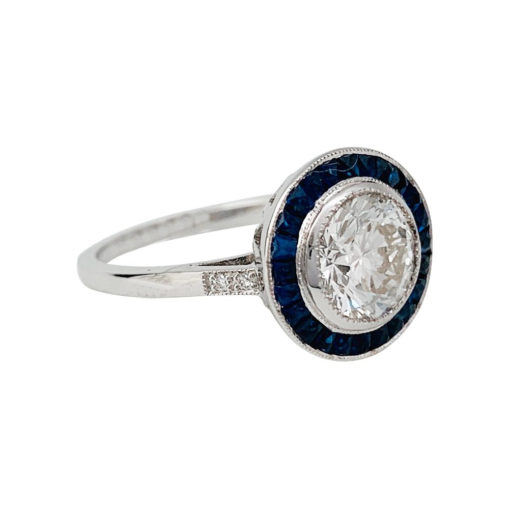 Bague Art Déco en or blanc, diamants et saphirs - Castafiore